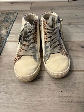 Dolce Vita Cream Leopard-Accent High-Top Sneakers